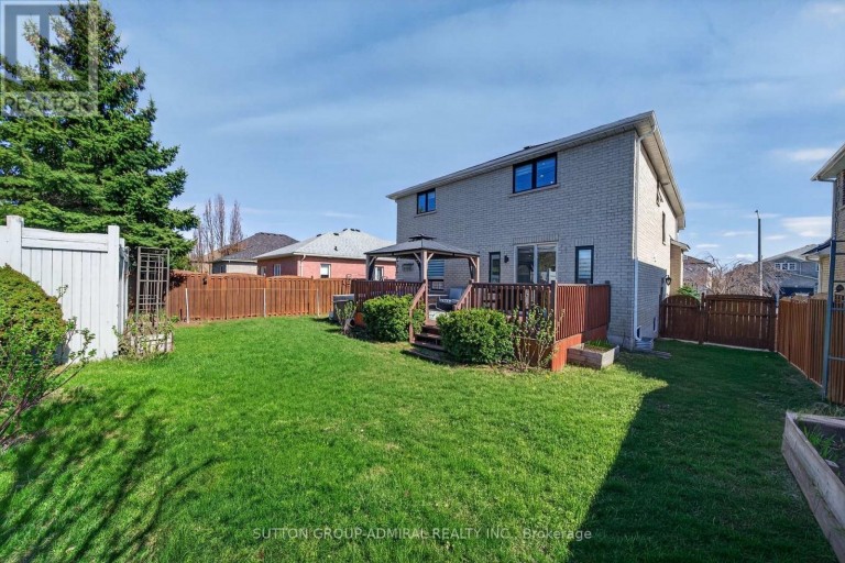 62 PRINCE GEORGE CRESCENT, Barrie (Innis-Shore), Ontario, L4N0K9
