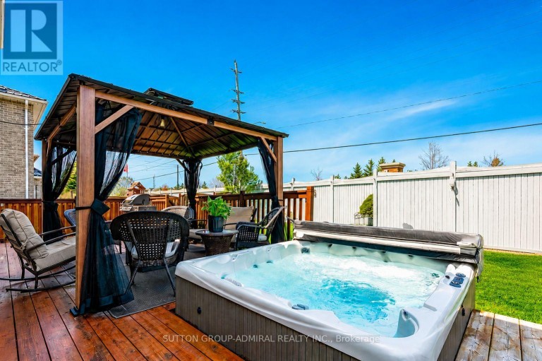 62 PRINCE GEORGE CRESCENT, Barrie (Innis-Shore), Ontario, L4N0K9