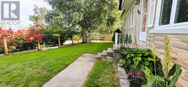 4 KAREN CRESCENT Orillia Ontario photo 2