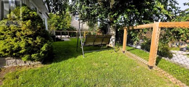 4 KAREN CRESCENT Orillia Ontario photo 3