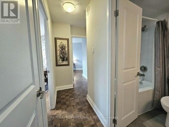 E41 - 300 MILL ROAD Toronto (Markland Wood) Ontario photo 33