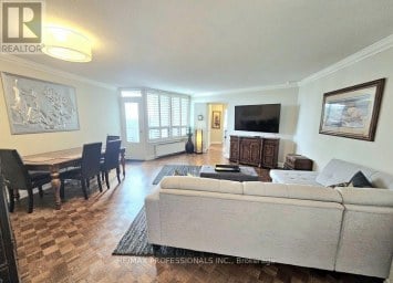 E41 - 300 MILL ROAD Toronto (Markland Wood) Ontario photo 5