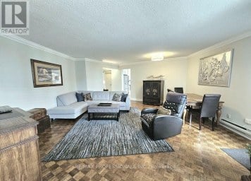 E41 - 300 MILL ROAD Toronto (Markland Wood) Ontario photo 6