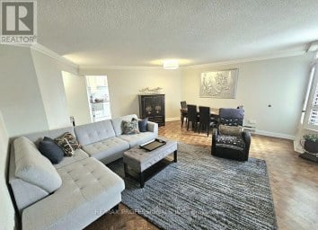 E41 - 300 MILL ROAD Toronto (Markland Wood) Ontario photo 7