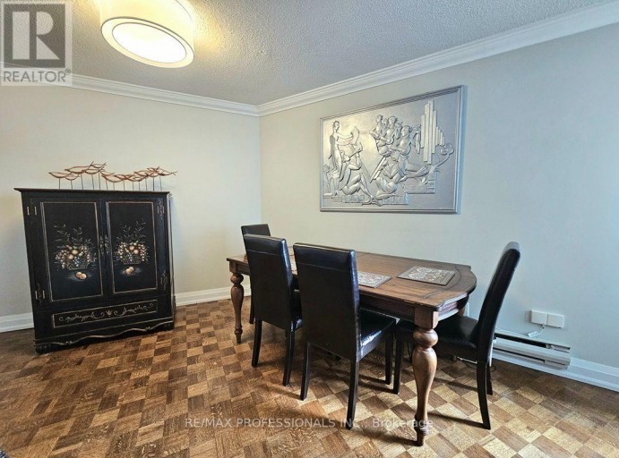 E41 - 300 MILL ROAD, Toronto (Markland Wood), Ontario, M9C4W7