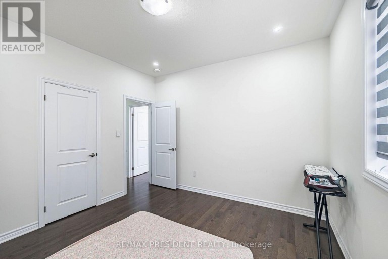 58 PETCH AVENUE, Caledon, Ontario, L7C4J8