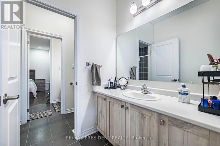 58 PETCH AVENUE, Caledon, Ontario, L7C4J8