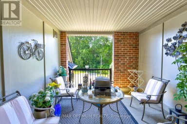 82 OAKMORE LANE Brampton (Bram West) Ontario photo 16