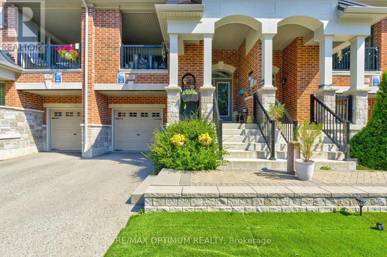 82 OAKMORE LANE, Brampton (Bram West), Ontario, L6Y6H5