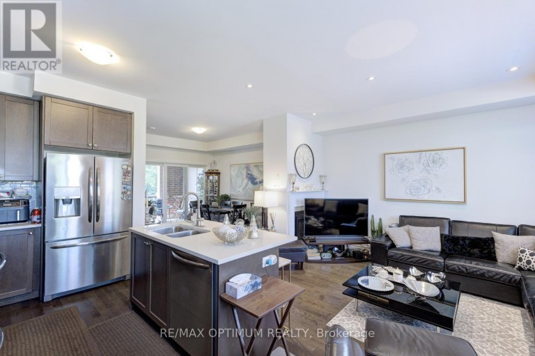 82 OAKMORE LANE, Brampton (Bram West), Ontario, L6Y6H5