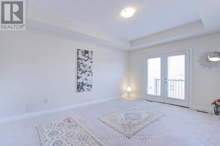 82 OAKMORE LANE, Brampton (Bram West), Ontario, L6Y6H5
