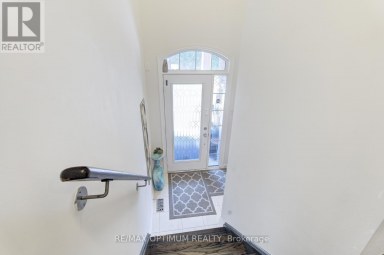 82 OAKMORE LANE Brampton (Bram West) Ontario photo 5