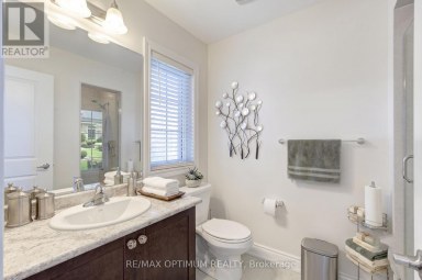 82 OAKMORE LANE Brampton (Bram West) Ontario photo 8