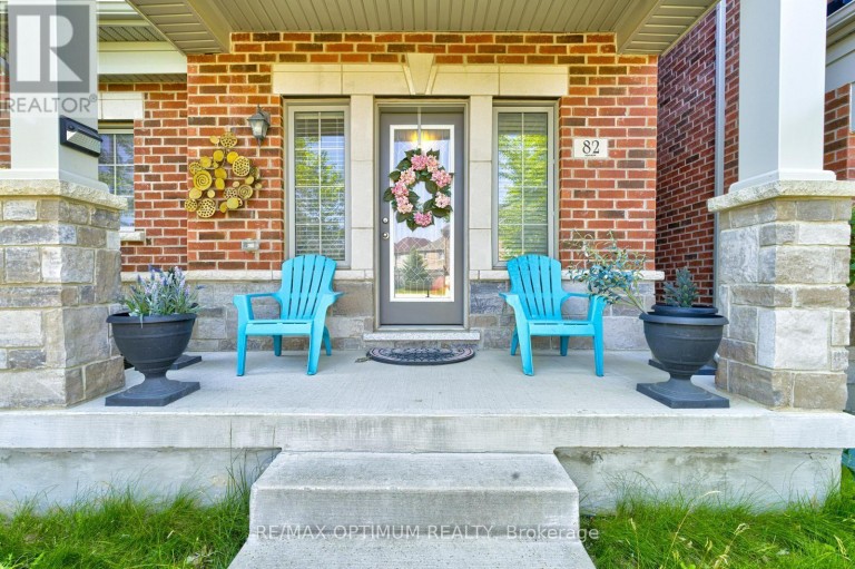 82 OAKMORE LANE, Brampton (Bram West), Ontario, L6Y6H5