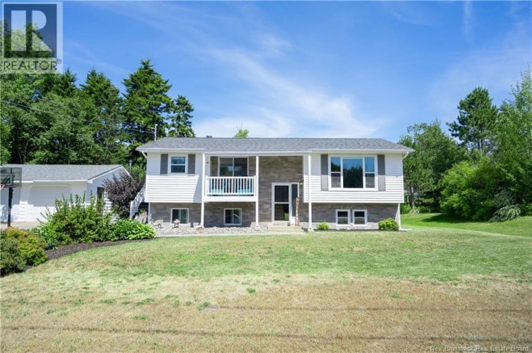 13 Rainbow Crescent, Grand Bay-Westfield, New Brunswick, E2K2T1