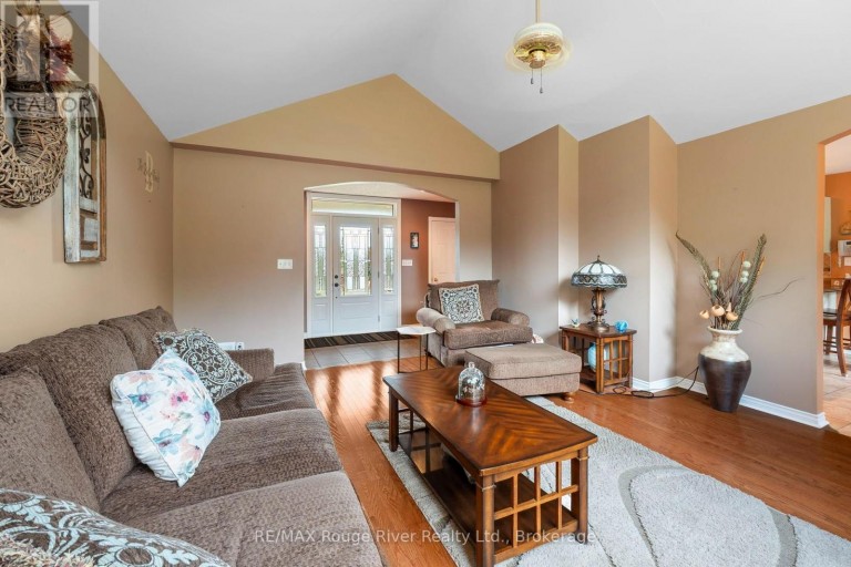 13 OLIVER'S LANE, Cobourg, Ontario, K9A5R1