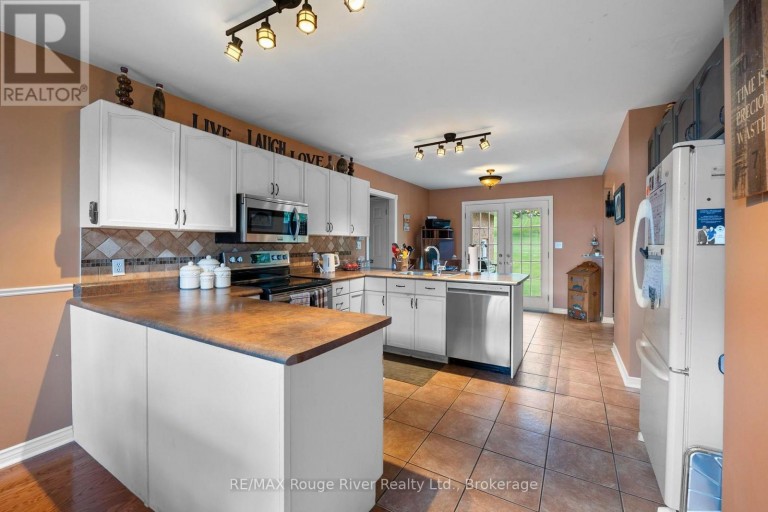 13 OLIVER'S LANE, Cobourg, Ontario, K9A5R1