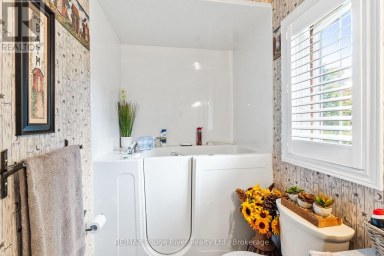 13 OLIVER'S LANE Cobourg Ontario photo 30