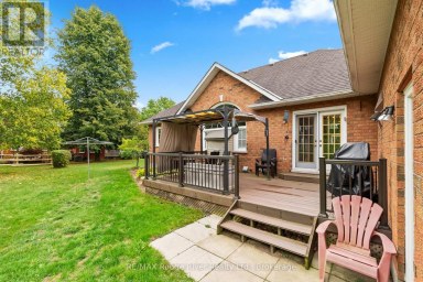 13 OLIVER'S LANE Cobourg Ontario photo 5