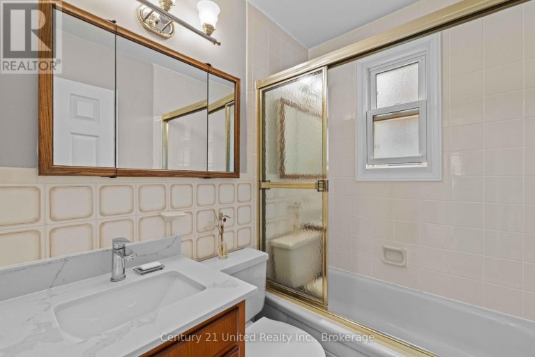 577 HOMEWOOD AVENUE, Peterborough (Town Ward 3), Ontario, K9J4V9