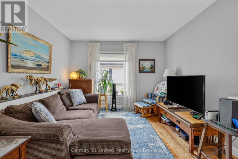 577 HOMEWOOD AVENUE, Peterborough (Town Ward 3), Ontario, K9J4V9