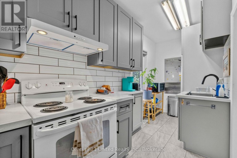 577 HOMEWOOD AVENUE, Peterborough (Town Ward 3), Ontario, K9J4V9