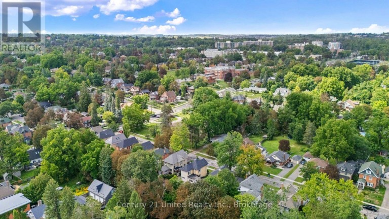 577 HOMEWOOD AVENUE, Peterborough (Town Ward 3), Ontario, K9J4V9