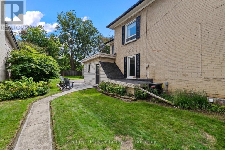 577 HOMEWOOD AVENUE, Peterborough (Town Ward 3), Ontario, K9J4V9
