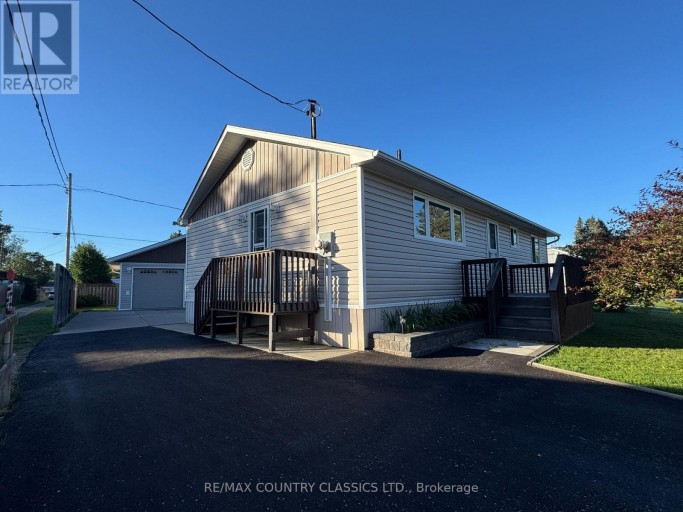 89 SPRUCEDALE STREET, Highlands East (Bicroft Ward), Ontario, K0L1M0