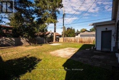 2011 MURRAY AVENUE Thunder Bay (Hyde Park) Ontario photo 20