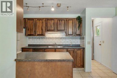 127 Falshire Way NE Calgary Alberta photo 10