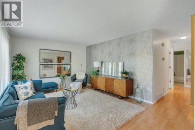 127 Falshire Way NE Calgary Alberta photo 3
