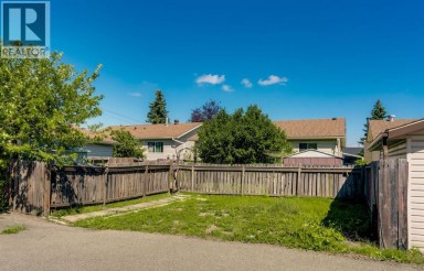 127 Falshire Way NE Calgary Alberta photo 33