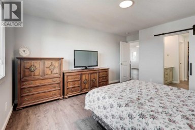 40 Verity Place SW Calgary Alberta photo 24