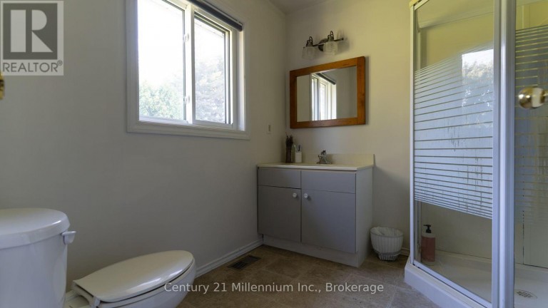 5 MCKEAN BOULEVARD, Clearview (Nottawa), Ontario, L0M1P0