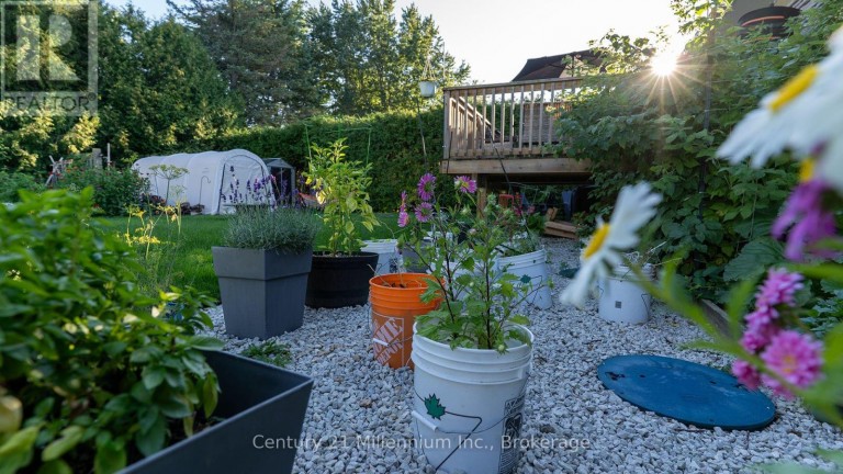 5 MCKEAN BOULEVARD, Clearview (Nottawa), Ontario, L0M1P0