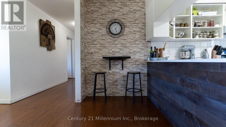 5 MCKEAN BOULEVARD, Clearview (Nottawa), Ontario, L0M1P0