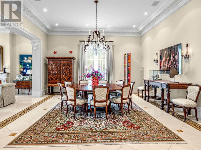 105 DUNVEGAN ROAD, Toronto (Forest Hill South), Ontario, M4V2P9