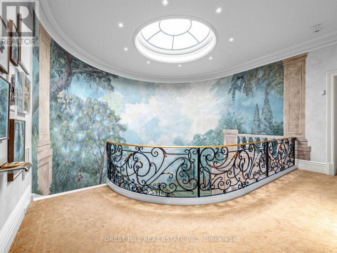 105 DUNVEGAN ROAD, Toronto (Forest Hill South), Ontario, M4V2P9