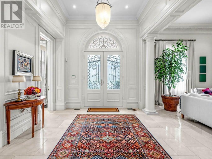 105 DUNVEGAN ROAD, Toronto (Forest Hill South), Ontario, M4V2P9