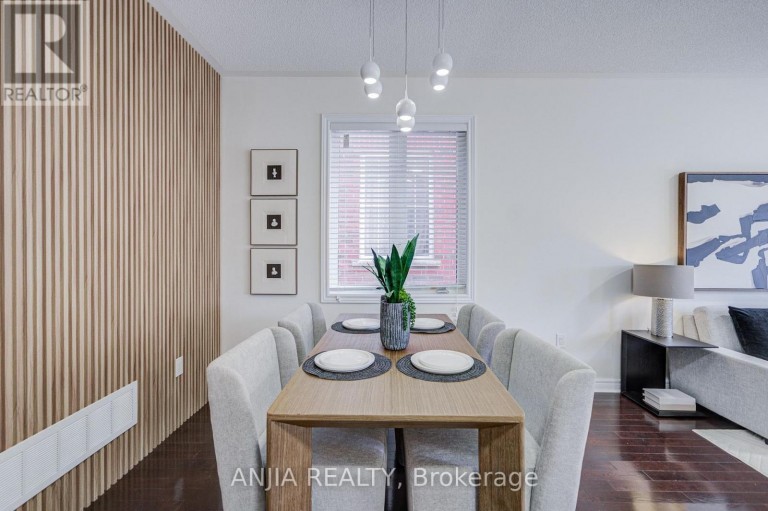 205 HARBORD STREET, Markham (Berczy), Ontario, L6C0X3