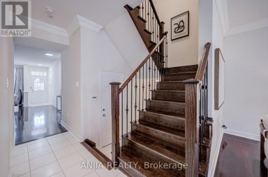 205 HARBORD STREET Markham (Berczy) Ontario photo 13
