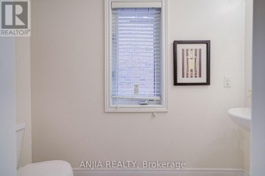 205 HARBORD STREET Markham (Berczy) Ontario photo 15