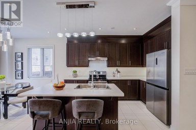 205 HARBORD STREET Markham (Berczy) Ontario photo 18