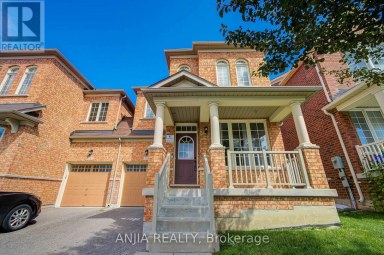205 HARBORD STREET Markham (Berczy) Ontario photo 2