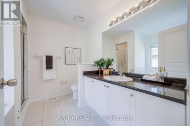 205 HARBORD STREET Markham (Berczy) Ontario photo 34