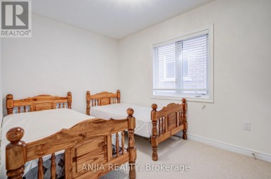205 HARBORD STREET Markham (Berczy) Ontario photo 37