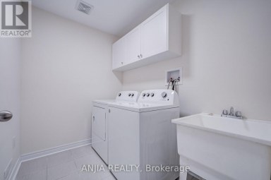 205 HARBORD STREET Markham (Berczy) Ontario photo 38