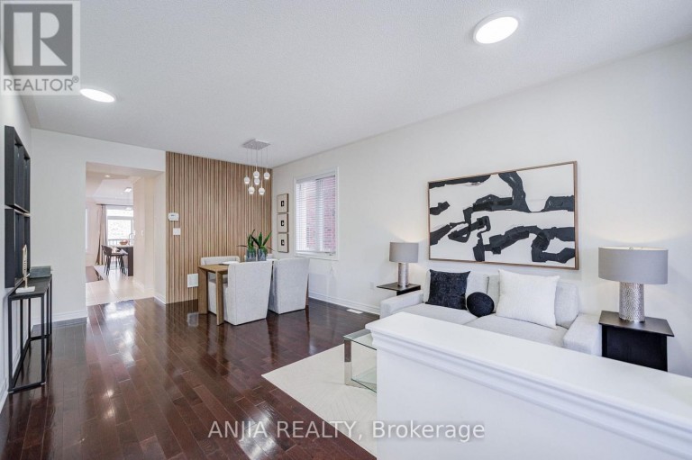 205 HARBORD STREET, Markham (Berczy), Ontario, L6C0X3