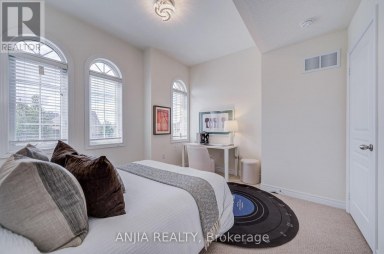205 HARBORD STREET Markham (Berczy) Ontario photo 46